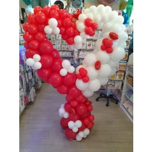 Κόκκινη & Λευκή Καρδιά Μπαλονοκατασκευή σε βάση ύψους 170 εκ.